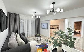 Urban Luxury Flats - Cozy Apartments At Coresi Mall #Brasov